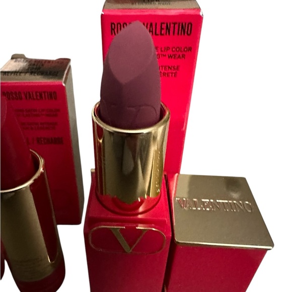 Valentino Lipsticks bundle Matte Blushing Nude 112R/Refill Satin Red 204R Pouch - Picture 3 of 16